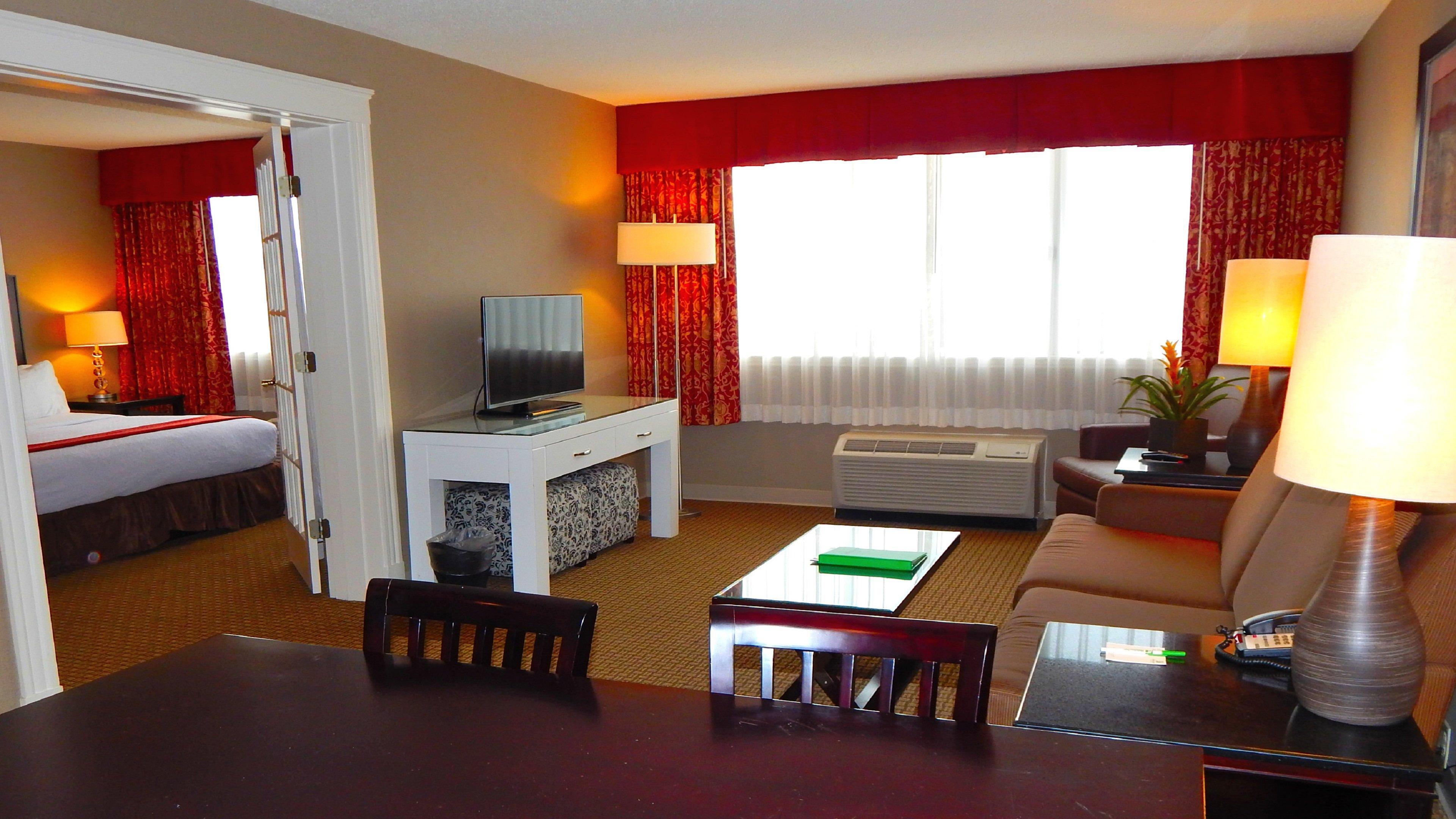 Holiday Inn & Suites Boston Peabody, An Ihg Hotel Bagian luar foto